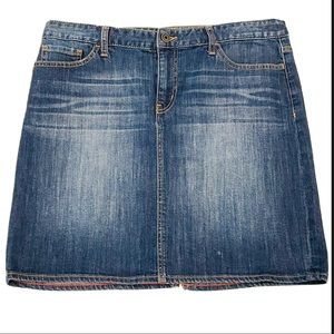 Tommy Hilfiger Women’s Jean Mini Skirt Size 10 - Stretch Medium Wash - Logo Slit